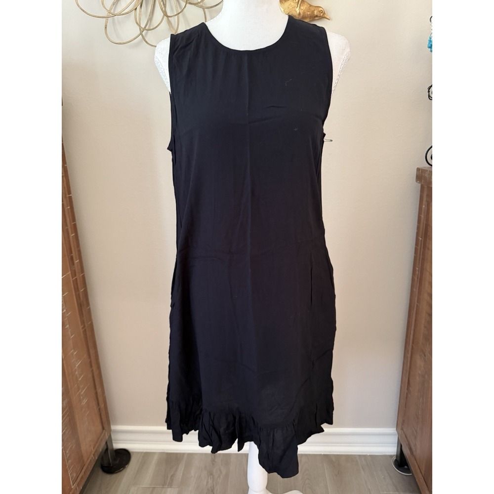Halogen Black Sleeveless Ruffle Hem Shift Dress Size S Rayon Flawed